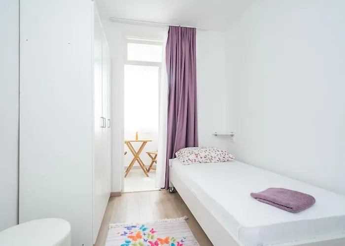 Tajchi, 5 Min From Rixos