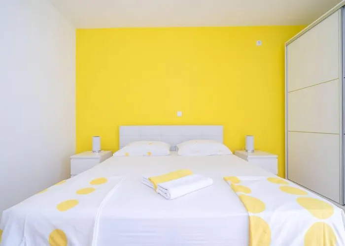 Tajchi, 5 Min From Rixos Appartement *