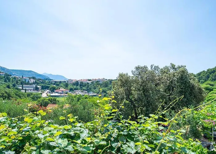 Tajchi, 5 Min From Rixos Appartement